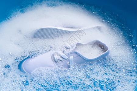 牙膏洗鞋洗前要穿湿鞋脏运动背景